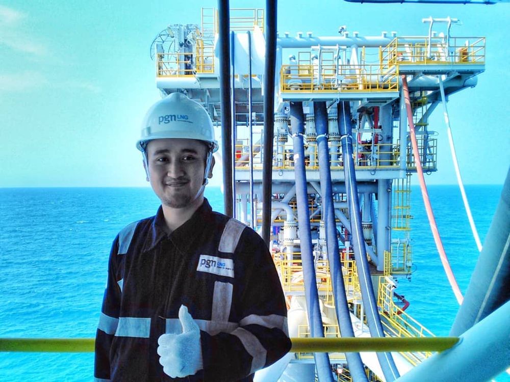 Site visit at offshore gas facility with mooring tower structure